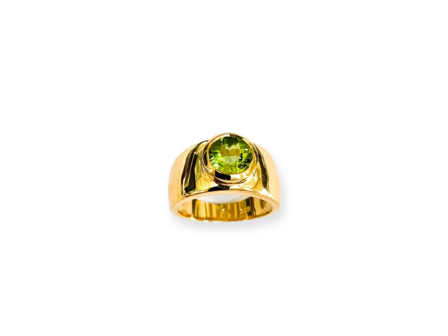 Dome ring with large peridot